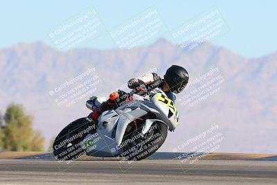 media/Jan-12-2025-CVMA (Sun) [[be1d2b16e3]]/Race 3-Amateur Supersport Middleweight/